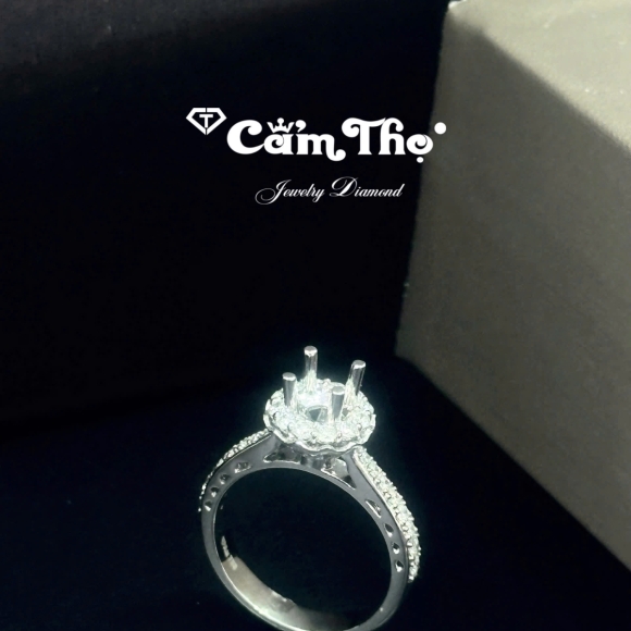 Nhẫn Kim Cương