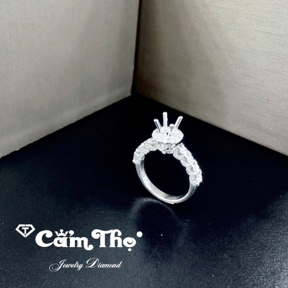 Nhẫn Kim Cương